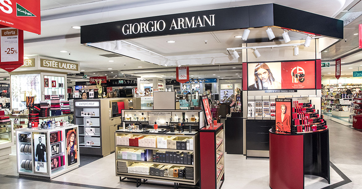 Stands Giorgio ARmani
